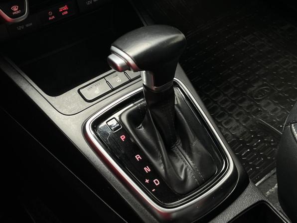 Kia Rio IV с пробегом 2017 года, цена 1 099 000 рублей, 133181 км, седан, Автокод Объявления
