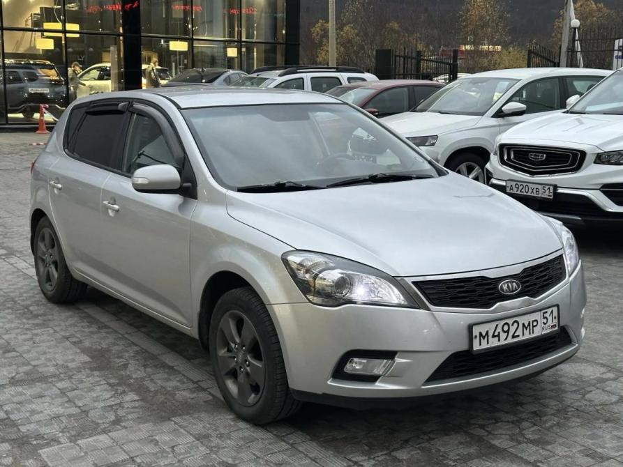 Kia Ceed I Рестайлинг Мурманск  - изображение 4