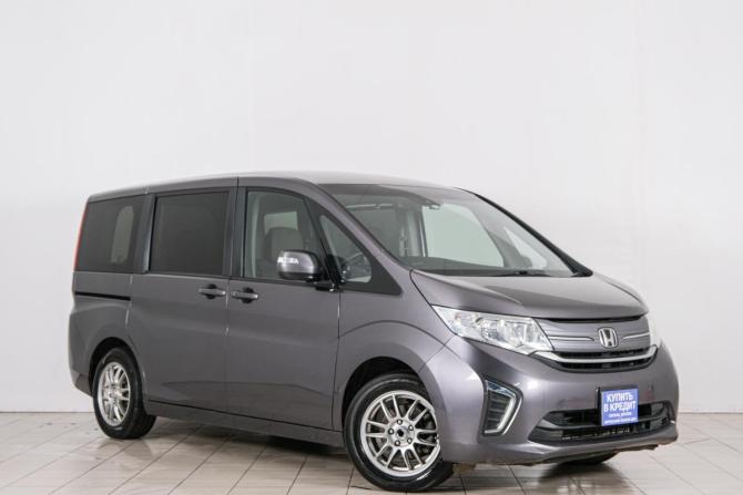 Honda Stepwgn V Рестайлинг с пробегом 2021 года, цена 2 579 000 рублей, 82000 км, минивэн, Автокод Объявления