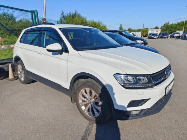 Volkswagen Tiguan II с пробегом 2020 года, цена 2 353 000 рублей, 60011 км, внедорожник, Автокод Объявления