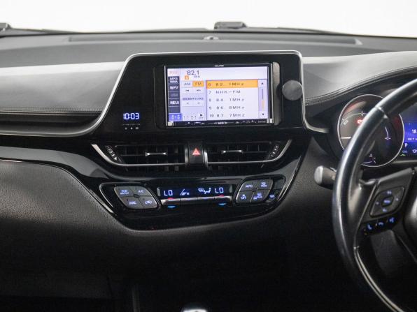 Toyota C-HR I с пробегом 2017 года, цена 1 739 500 рублей, 131802 км, внедорожник, Автокод Объявления
