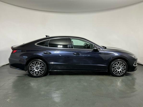 Hyundai Sonata VIII (DN8) с пробегом 2022 года, цена 2 950 000 рублей, 20200 км, седан, Автокод Объявления