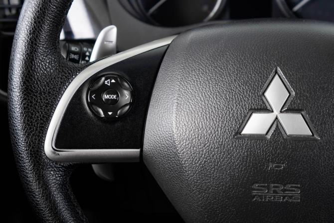 Mitsubishi Outlander III с пробегом 2013 года, цена 1 299 000 рублей, 230000 км, внедорожник, Автокод Объявления