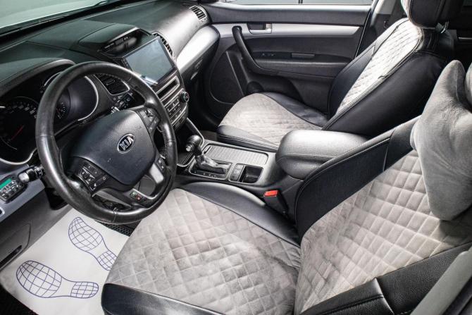 Kia Sorento II Рестайлинг с пробегом 2015 года, цена 1 879 000 рублей, 171000 км, внедорожник, Автокод Объявления