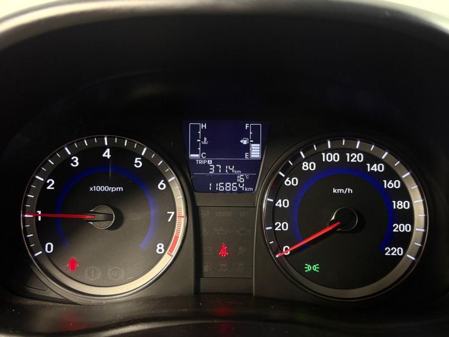 Hyundai Solaris I Рестайлинг Борисоглебск  - изображение 9