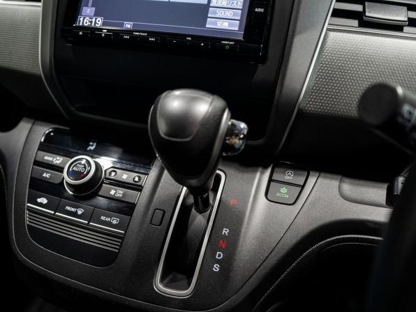 Honda Freed II с пробегом 2017 года, цена 1 315 000 рублей, 194000 км, компактвэн, Автокод Объявления