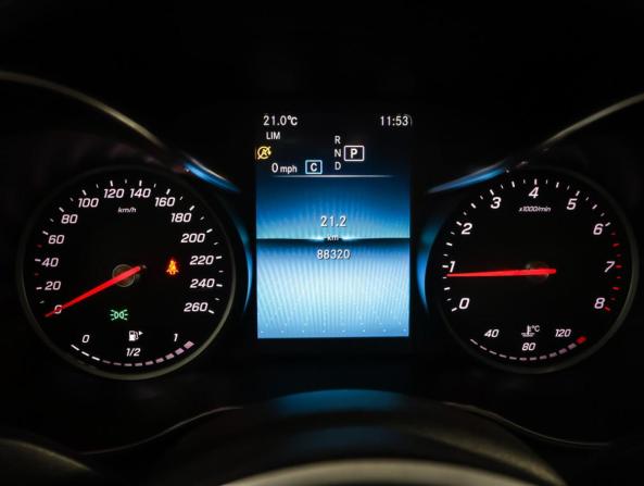 Mercedes-Benz C-Класс IV (W205) Рестайлинг с пробегом 2019 года, цена 2 550 000 рублей, 88319 км, седан, Автокод Объявления