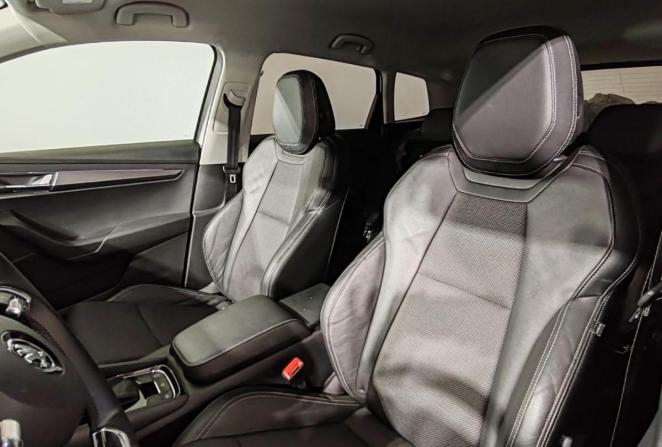 Skoda Karoq I с пробегом 2021 года, цена 2 620 000 рублей, 80739 км, внедорожник, Автокод Объявления