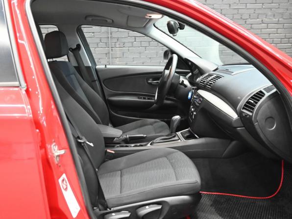 BMW 1 серии I (E81/E82/E87/E88) Рестайлинг с пробегом 2011 года, цена 1 050 000 рублей, 65429 км, хэтчбек, Автокод Объявления