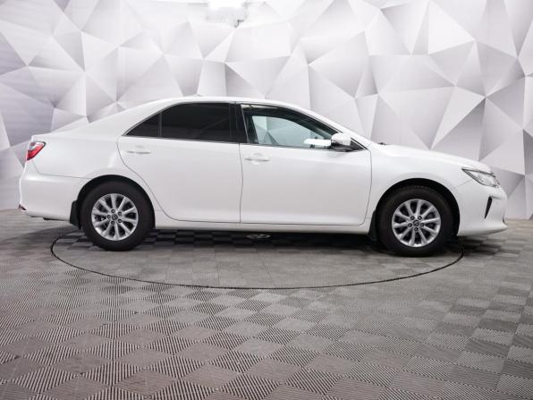 Toyota Camry VII (XV50) Рестайлинг с пробегом 2015 года, цена 1 710 000 рублей, 202000 км, седан, Автокод Объявления