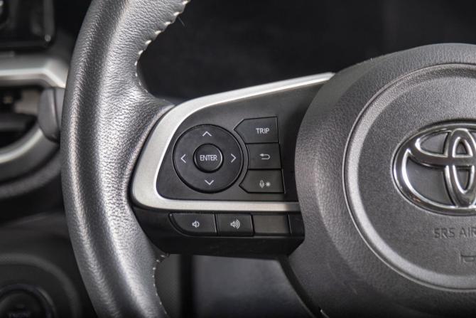 Toyota Raize I с пробегом 2019 года, цена 1 799 000 рублей, 28150 км, внедорожник, Автокод Объявления