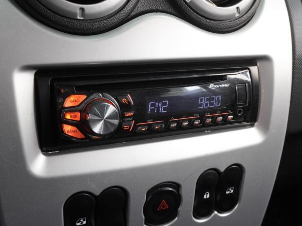 Renault Sandero I с пробегом 2013 года, цена 589 000 рублей, 180821 км, хэтчбек, Автокод Объявления