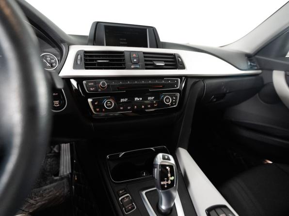BMW 3 серии VI (F3x) Рестайлинг с пробегом 2017 года, цена 2 100 000 рублей, 82665 км, седан, Автокод Объявления