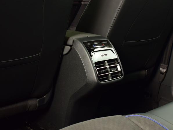 Volkswagen Tiguan III (China Market) с пробегом 2026 года, цена 4 529 995 рублей, 48 км, внедорожник, Автокод Объявления