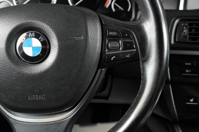 BMW 5 серии VI (F10/F11/F07) Рестайлинг с пробегом 2015 года, цена 1 629 000 рублей, 330000 км, седан, Автокод Объявления