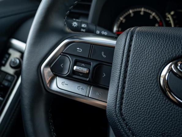 Toyota Land Cruiser 300 Series с пробегом 2022 года, цена 9 750 000 рублей, 76696 км, внедорожник, Автокод Объявления