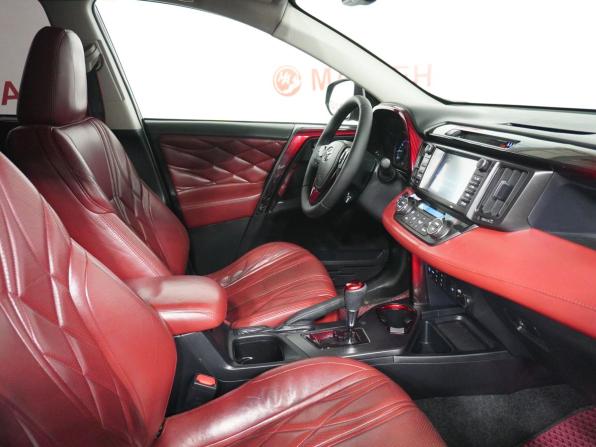 Toyota RAV4 IV (XA40) Рестайлинг с пробегом 2018 года, цена 1 872 000 рублей, 224000 км, внедорожник, Автокод Объявления