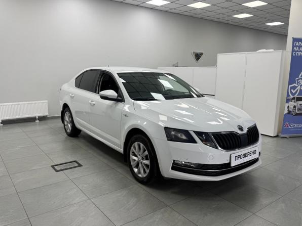 Skoda Octavia III (A7) Рестайлинг с пробегом 2020 года, цена 1 999 000 рублей, 103848 км, лифтбек, Автокод Объявления