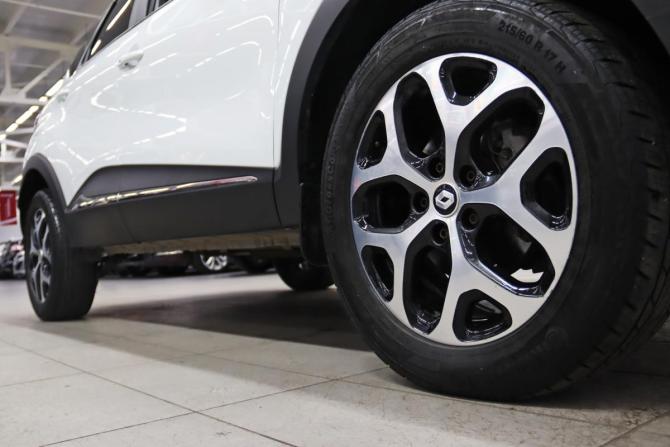 Renault Kaptur I с пробегом 2019 года, цена 1 595 950 рублей, 121400 км, внедорожник, Автокод Объявления