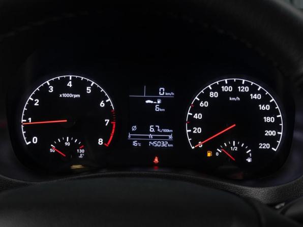 Hyundai Solaris II с пробегом 2018 года, цена 1 199 000 рублей, 145032 км, седан, Автокод Объявления
