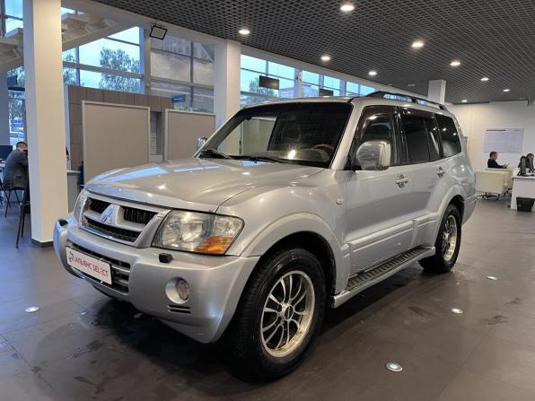 Mitsubishi Pajero III Рестайлинг с пробегом 2004 года, цена 679 000 рублей, 339857 км, внедорожник, Автокод Объявления