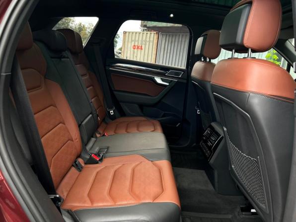 Volkswagen Touareg III с пробегом 2021 года, цена 6 958 600 рублей, 58281 км, внедорожник, Автокод Объявления