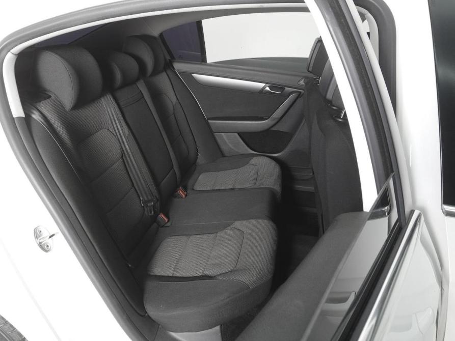 Volkswagen Passat B7 Ростов-на-Дону  - изображение 7