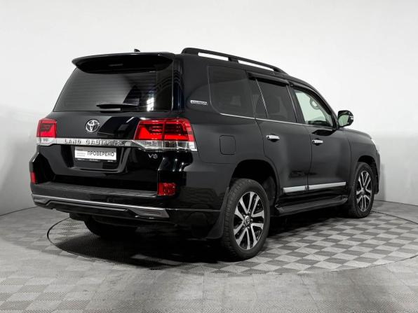 Toyota Land Cruiser 200 Series Рестайлинг 2 с пробегом 2016 года, цена 4 650 000 рублей, 220381 км, внедорожник, Автокод Объявления