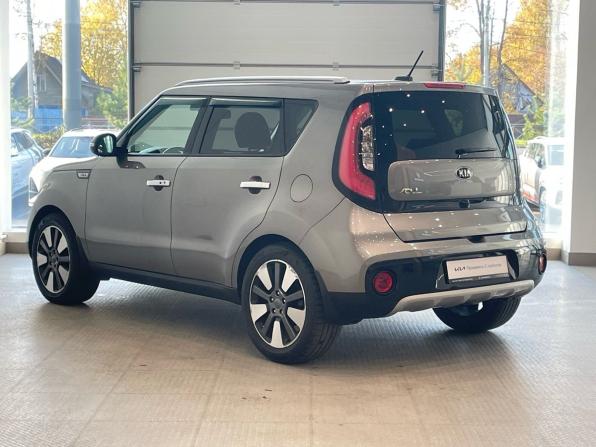 Kia Soul II Рестайлинг с пробегом 2019 года, цена 1 620 000 рублей, 78000 км, хэтчбек, Автокод Объявления