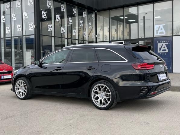 Kia Ceed III с пробегом 2019 года, цена 1 670 000 рублей, 170500 км, универсал, Автокод Объявления