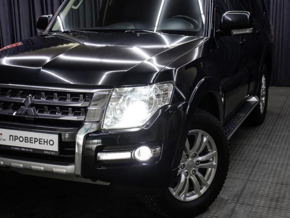 Mitsubishi Pajero IV Рестайлинг 2 с пробегом 2018 года, цена 2 990 000 рублей, 147712 км, внедорожник, Автокод Объявления