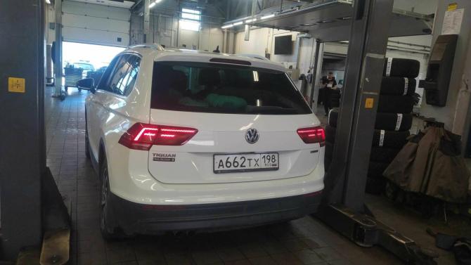 Volkswagen Tiguan II с пробегом 2018 года, цена 2 650 000 рублей, 112442 км, внедорожник, Автокод Объявления