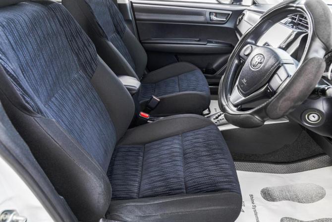 Toyota Corolla XI (E160 E170 E180) с пробегом 2013 года, цена 1 279 000 рублей, 141200 км, универсал, Автокод Объявления