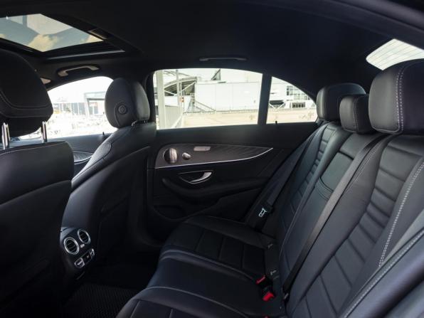Mercedes-Benz E-Класс V (W213 S213 C238) Рестайлинг с пробегом 2021 года, цена 5 750 000 рублей, 59488 км, седан, Автокод Объявления