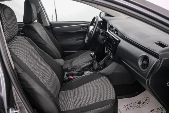 Toyota Corolla XI (E160 E170 E180) Рестайлинг 1 с пробегом 2017 года, цена 1 549 000 рублей, 104000 км, седан, Автокод Объявления