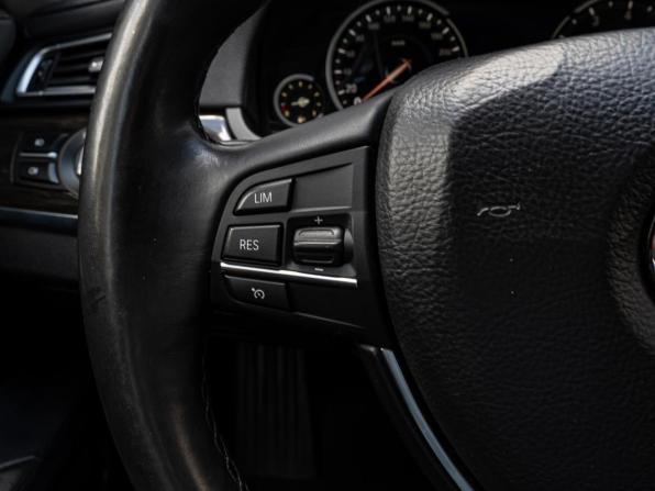 BMW 7 серии V (F01/F02/F04) Рестайлинг с пробегом 2015 года, цена 2 800 000 рублей, 236328 км, седан, Автокод Объявления