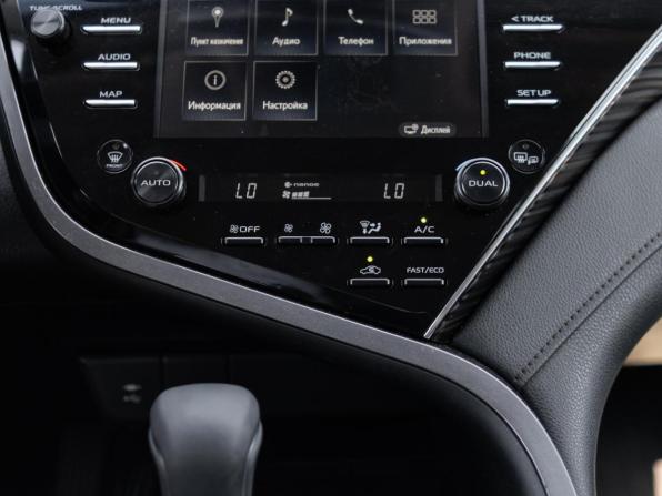 Toyota Camry VIII (XV70) с пробегом 2018 года, цена 2 150 000 рублей, 236419 км, седан, Автокод Объявления