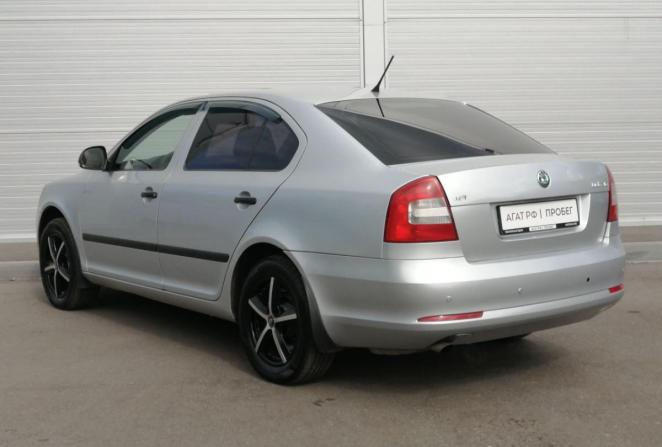 Skoda Octavia II (A5) Рестайлинг с пробегом 2012 года, цена 850 000 рублей, 252560 км, лифтбек, Автокод Объявления