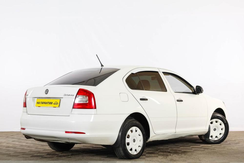 Skoda Octavia II (A5) Рестайлинг Тюмень  - изображение 7