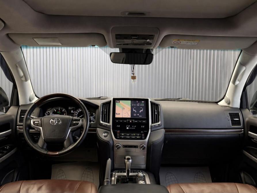 Toyota Land Cruiser 200 Series Рестайлинг 2 Пермь  - изображение 6
