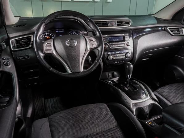 Nissan Qashqai II с пробегом 2018 года, цена 1 399 000 рублей, 176932 км, внедорожник, Автокод Объявления