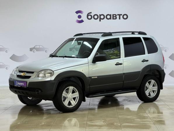 Chevrolet Niva I Рестайлинг с пробегом 2018 года, цена 819 000 рублей, 103390 км, внедорожник, Автокод Объявления