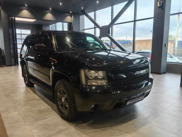 Chevrolet Tahoe III с пробегом 2011 года, цена 1 550 000 рублей, 331507 км, внедорожник, Автокод Объявления