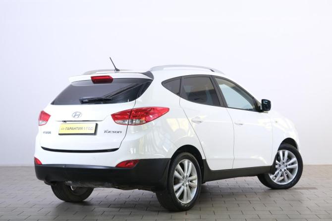 Hyundai Tucson II с пробегом 2011 года, цена 1 399 000 рублей, 263000 км, внедорожник, Автокод Объявления