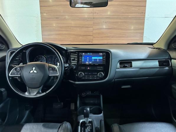 Mitsubishi Outlander III Рестайлинг с пробегом 2014 года, цена 1 999 990 рублей, 119598 км, внедорожник, Автокод Объявления