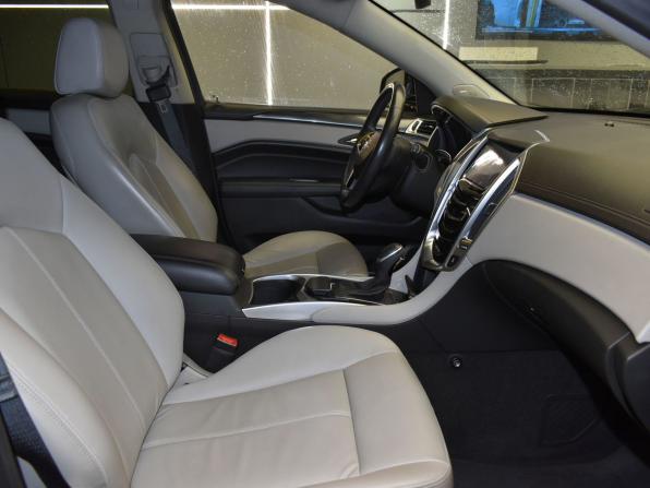 Cadillac SRX II Рестайлинг с пробегом 2015 года, цена 1 970 000 рублей, 132000 км, внедорожник, Автокод Объявления