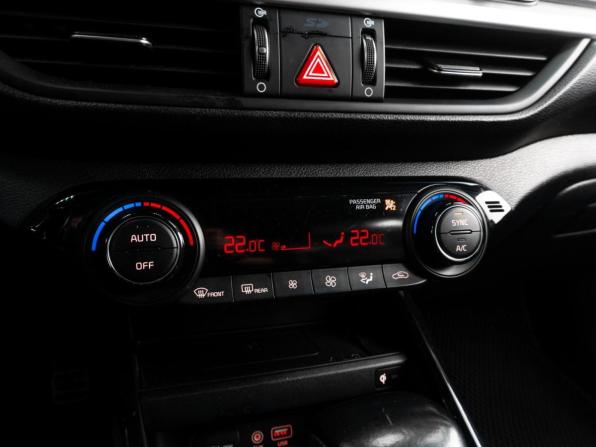 Kia K3 II с пробегом 2019 года, цена 1 784 070 рублей, 83956 км, хэтчбек, Автокод Объявления