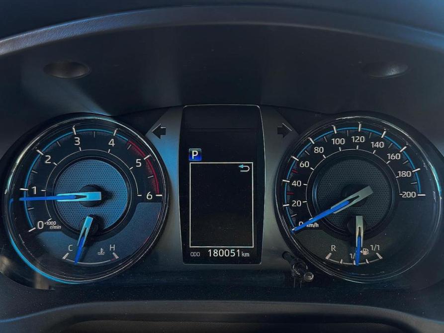 Toyota Hilux VIII Рестайлинг 2 Ростов-на-Дону  - изображение 18