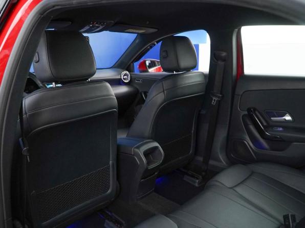 Mercedes-Benz A-Класс IV (W177) с пробегом 2018 года, цена 2 289 444 рубля, 126870 км, хэтчбек, Автокод Объявления