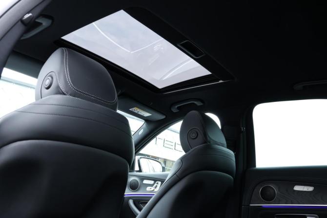 Mercedes-Benz E-Класс V (W213 S213 C238) Рестайлинг с пробегом 2020 года, цена 4 448 000 рублей, 69100 км, седан, Автокод Объявления
